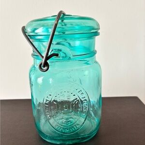Vintage Ball Ideal Bicentennial Aqua Pint Mason Jar - 1776-1976 Eagle Seal